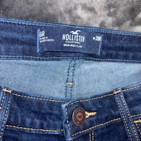 6R Hollister Jeans - Picture 5 of 5